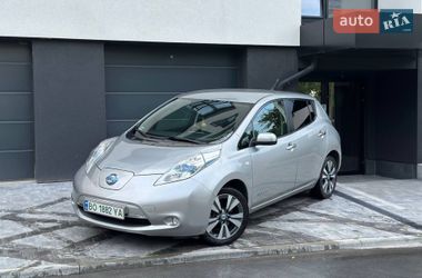 Хэтчбек Nissan Leaf 2015 в Тернополе