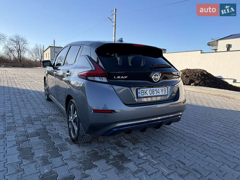 Хэтчбек Nissan Leaf 2018 в Ровно