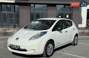 Хэтчбек Nissan Leaf 2014 в Городке
