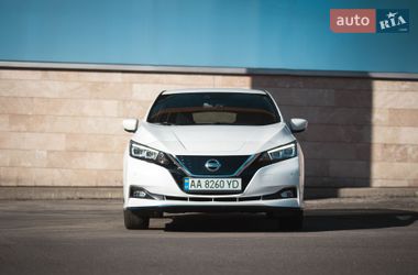 Хетчбек Nissan Leaf 2020 в Києві