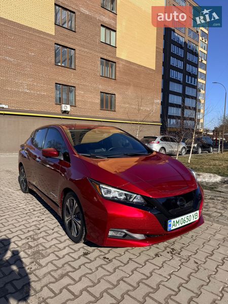 Хэтчбек Nissan Leaf 2018 в Житомире