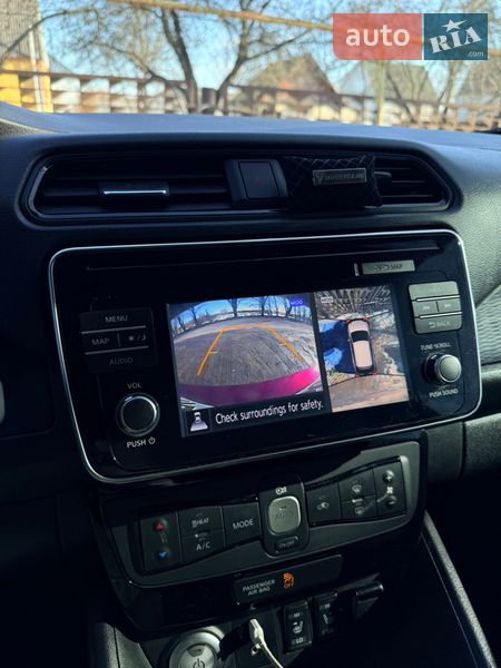 Хэтчбек Nissan Leaf 2018 в Житомире