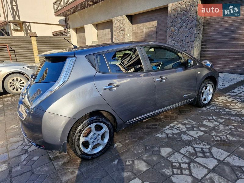 Хэтчбек Nissan Leaf 2014 в Виннице фото 5 Хэтчбек Nissan Leaf 2014 в Виннице