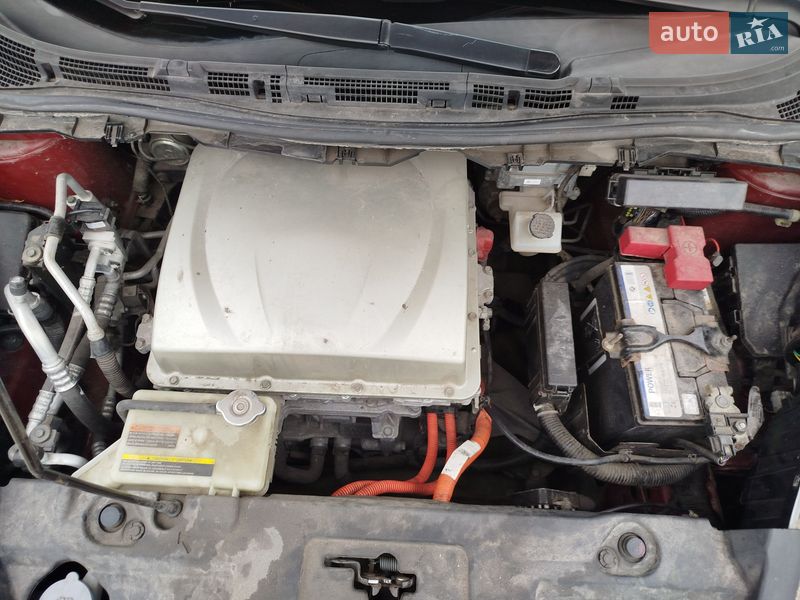 Хетчбек Nissan Leaf 2016 в Житомирі