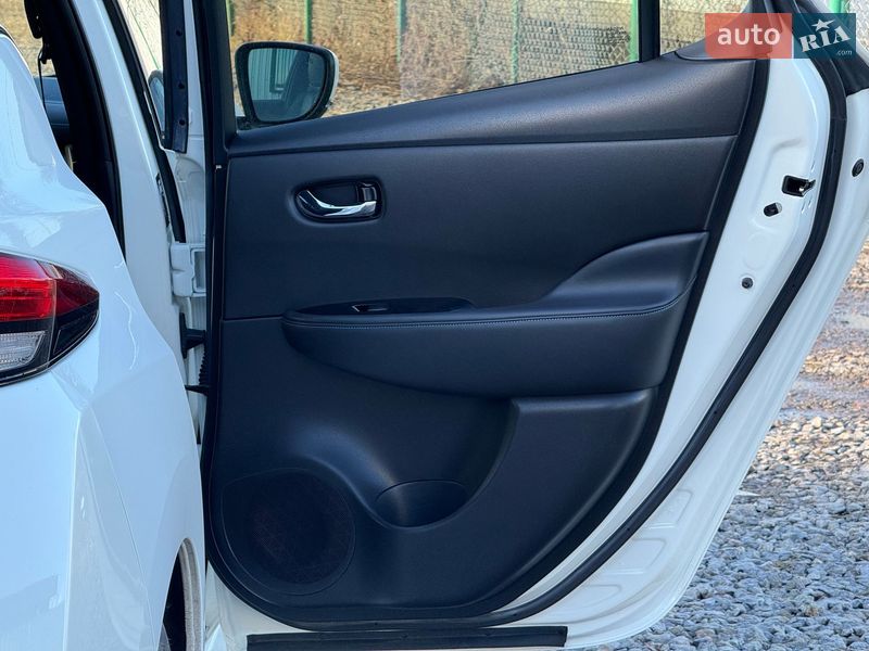 Хетчбек Nissan Leaf 2019 в Вінниці