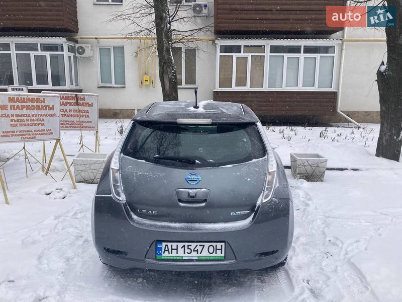 Хетчбек Nissan Leaf 2014 в Києві