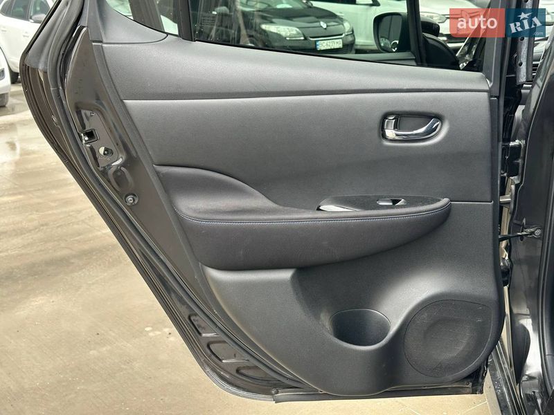 Хетчбек Nissan Leaf 2018 в Львові