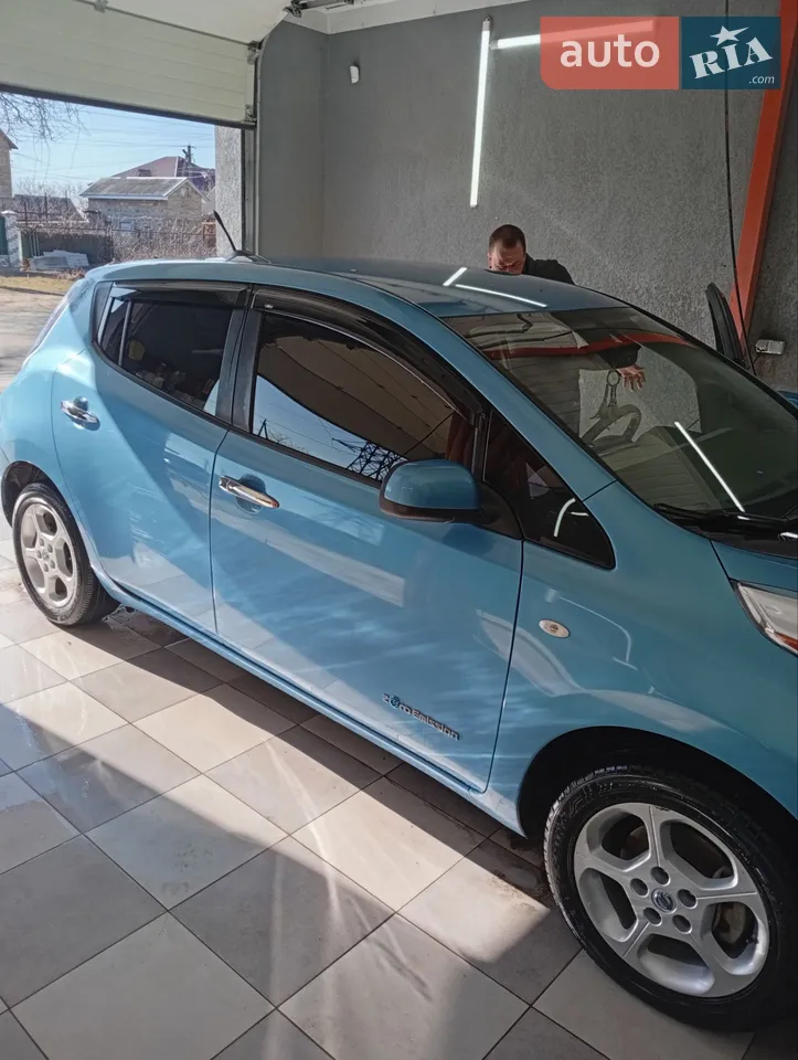 2011 Nissan Leaf - мініатюра 41