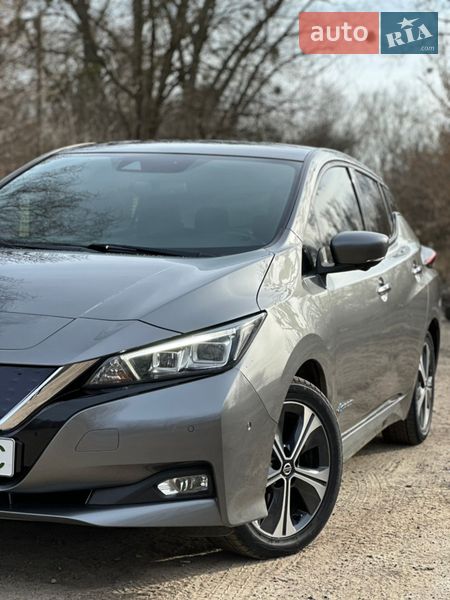 Хетчбек Nissan Leaf 2018 в Львові