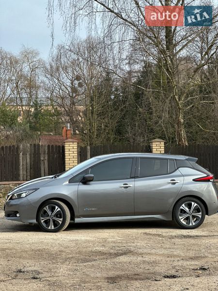 Хетчбек Nissan Leaf 2018 в Львові