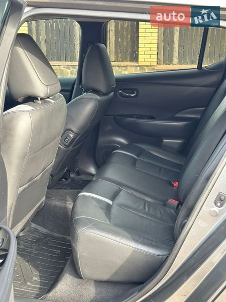 Хетчбек Nissan Leaf 2018 в Львові