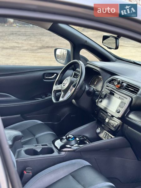 Хетчбек Nissan Leaf 2018 в Львові