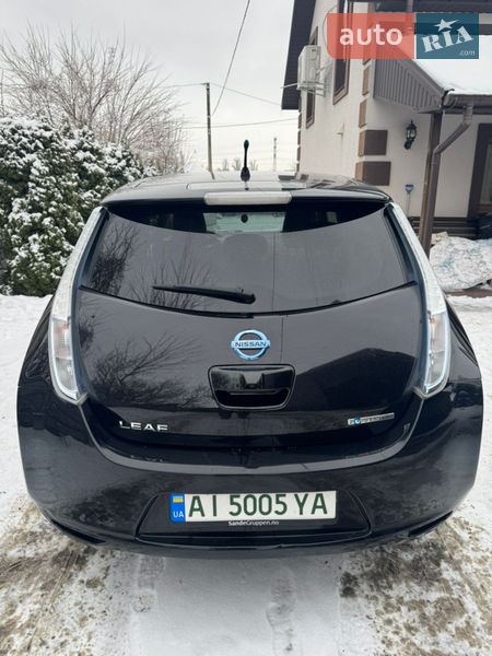 Хетчбек Nissan Leaf 2012 в Білій Церкві