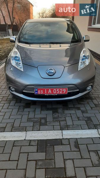 Хэтчбек Nissan Leaf 2014 в Луцке