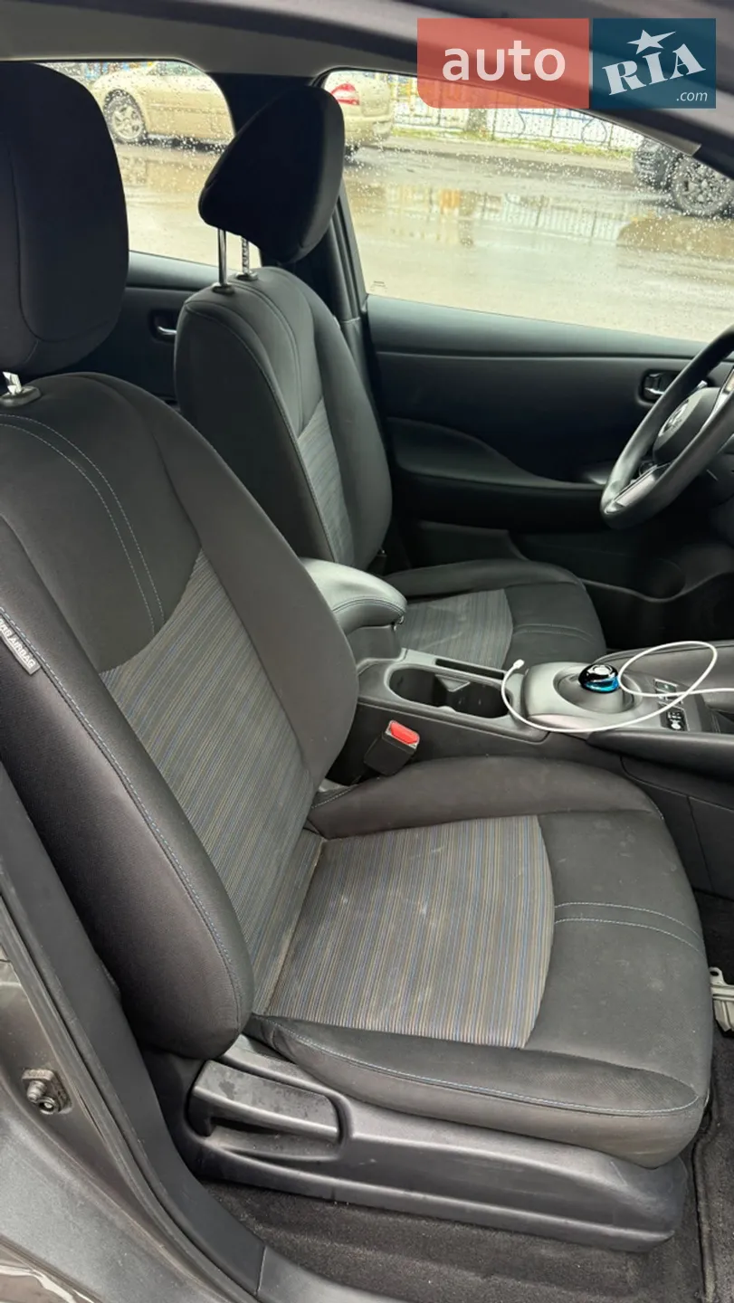 2022 Nissan Leaf - мініатюра 16
