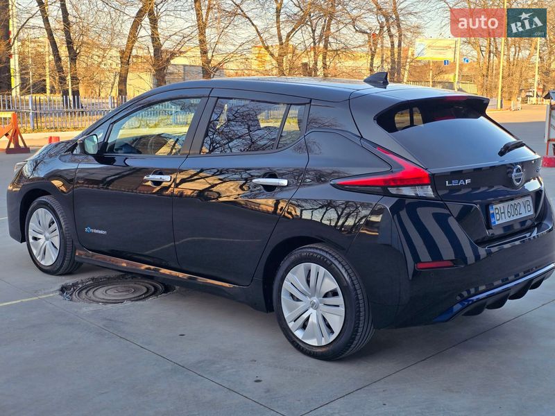 Хэтчбек Nissan Leaf 2020 в Одессе