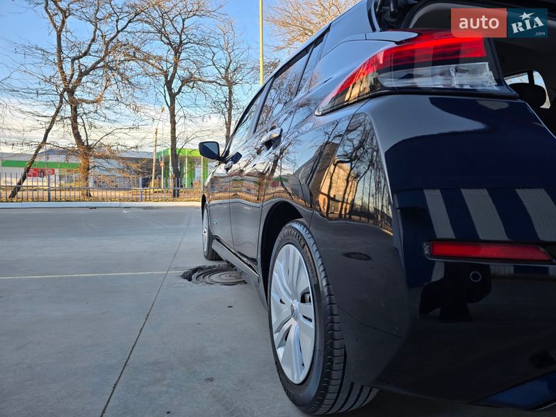 Хэтчбек Nissan Leaf 2020 в Одессе