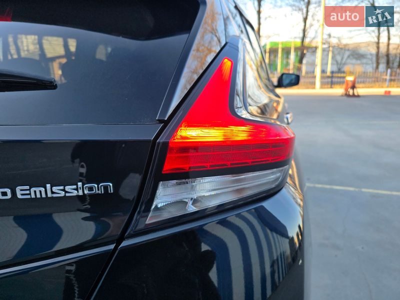 Хэтчбек Nissan Leaf 2020 в Одессе