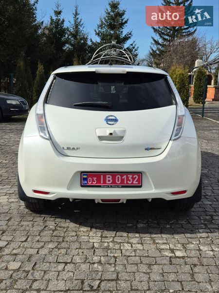 Хэтчбек Nissan Leaf 2016 в Золочеве
