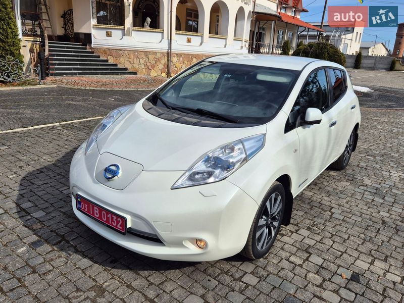 Хэтчбек Nissan Leaf 2016 в Золочеве