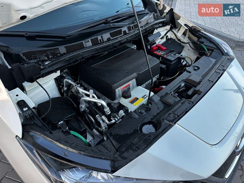 Хэтчбек Nissan Leaf 2018 в Владимире