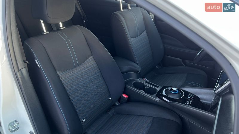 Хетчбек Nissan Leaf 2019 в Луцьку