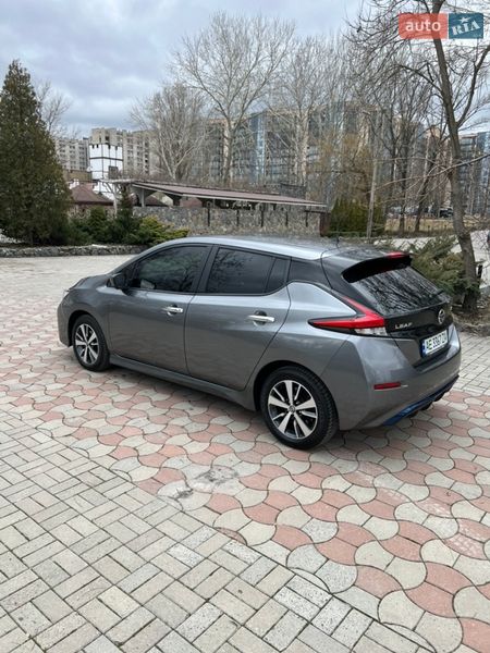 Хэтчбек Nissan Leaf 2020 в Днепре