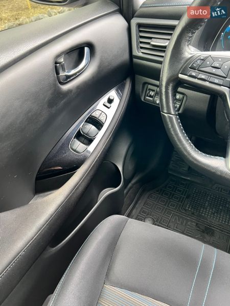 Хэтчбек Nissan Leaf 2020 в Днепре