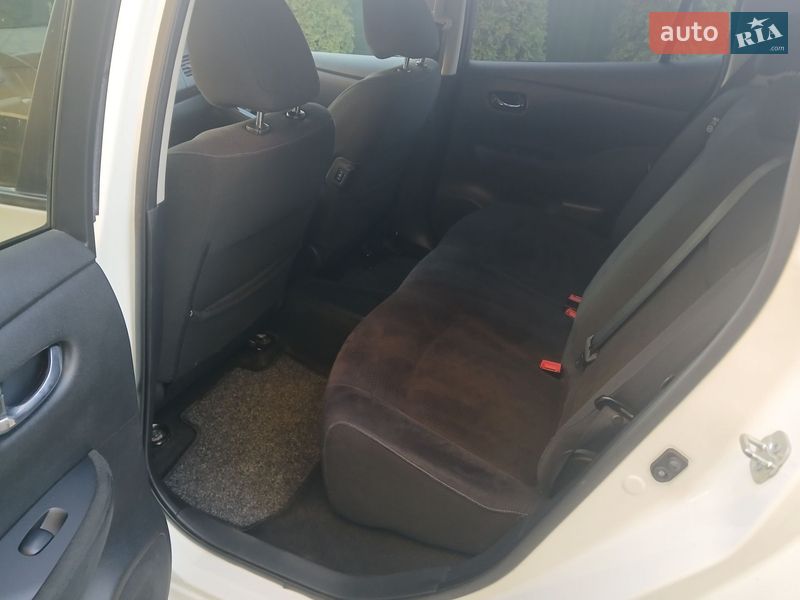 Хетчбек Nissan Leaf 2017 в Стрию