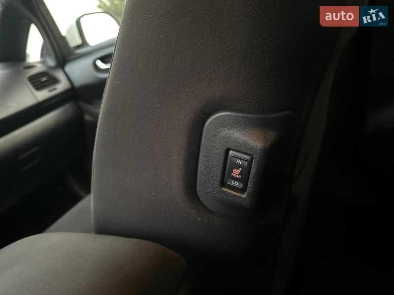 Хетчбек Nissan Leaf 2016 в Луцьку