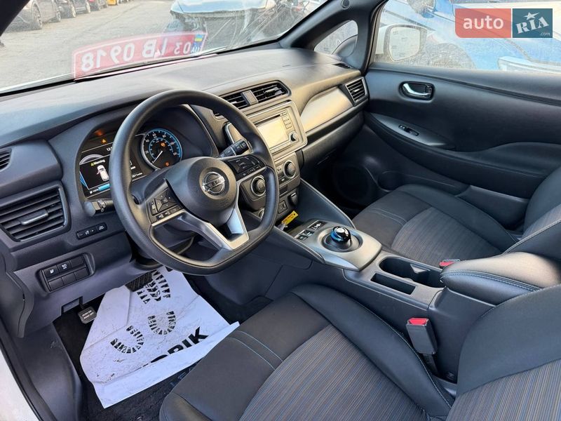 Хетчбек Nissan Leaf 2018 в Луцьку