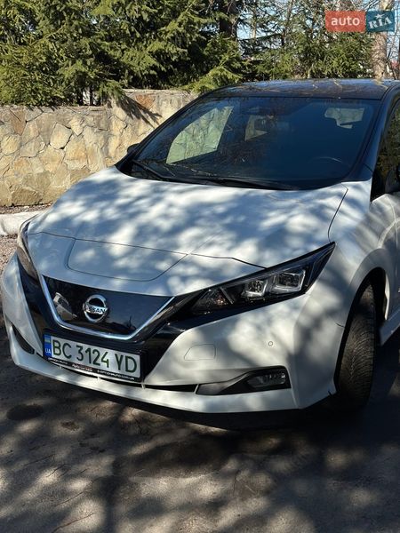 Хетчбек Nissan Leaf 2018 в Львові