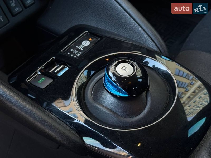Хэтчбек Nissan Leaf 2020 в Николаеве