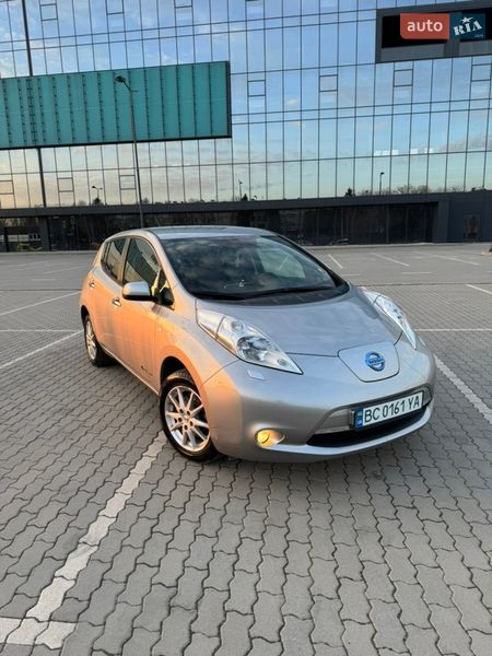 Хетчбек Nissan Leaf 2015 в Львові