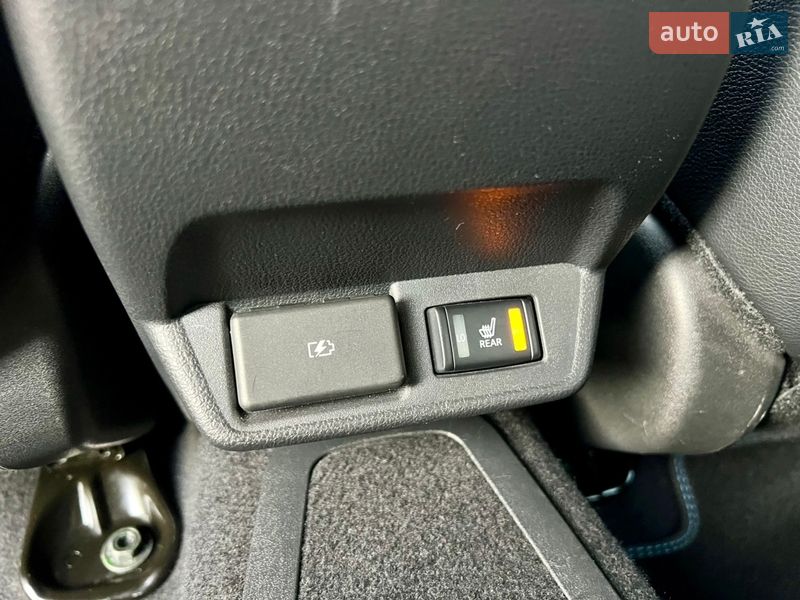 Хэтчбек Nissan Leaf 2022 в Ровно фото 31 Хэтчбек Nissan Leaf 2022 в Ровно