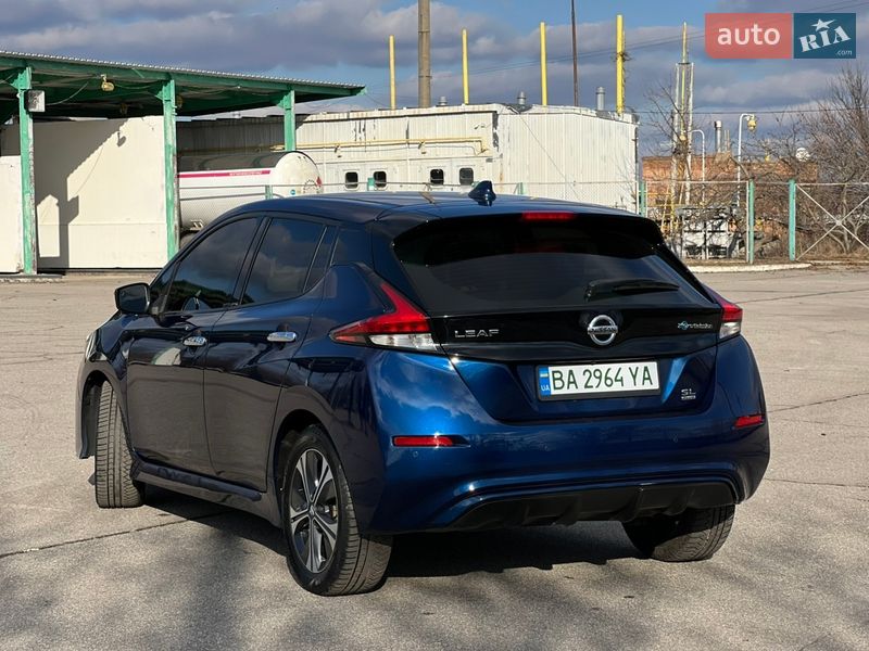 Хэтчбек Nissan Leaf 2020 в Кропивницком