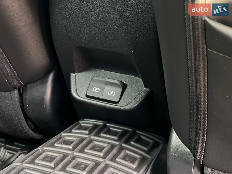 Хэтчбек Nissan Leaf 2020 в Кропивницком