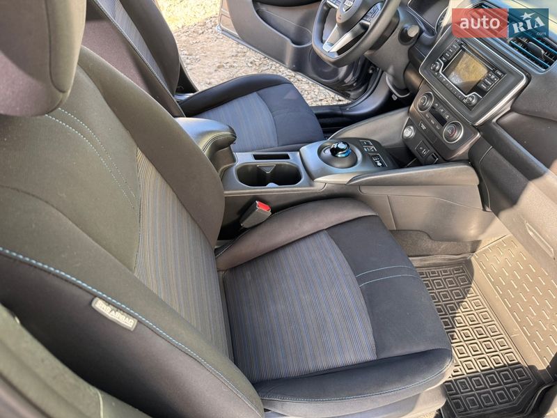 Хэтчбек Nissan Leaf 2018 в Ковеле