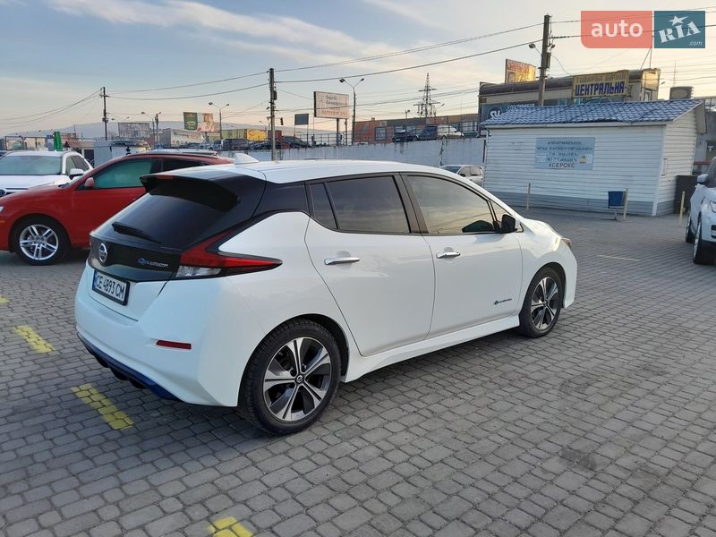 Хэтчбек Nissan Leaf 2019 в Черновцах