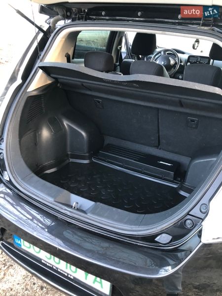 Хетчбек Nissan Leaf 2016 в Тернополі