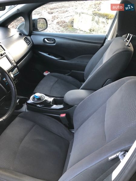 Хетчбек Nissan Leaf 2016 в Тернополі