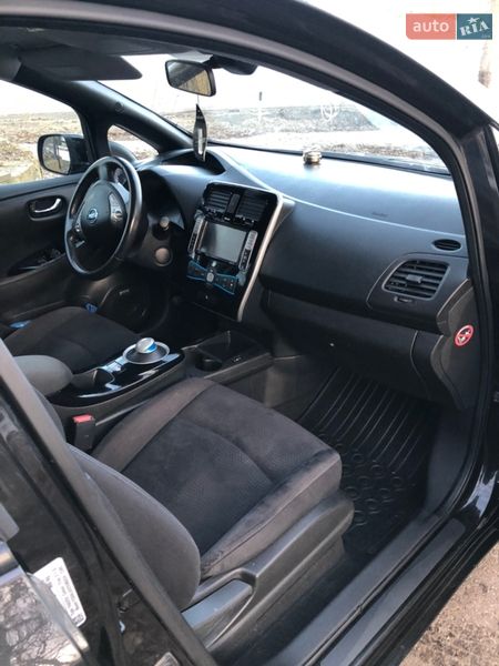 Хетчбек Nissan Leaf 2016 в Тернополі