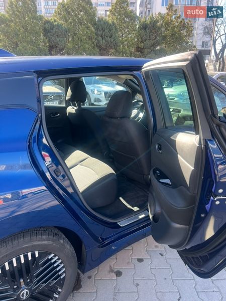 Хетчбек Nissan Leaf 2024 в Одесі