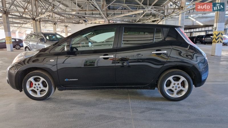 Хетчбек Nissan Leaf 2014 в Вінниці
