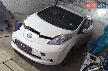 Хетчбек Nissan Leaf 2013 в Запоріжжі
