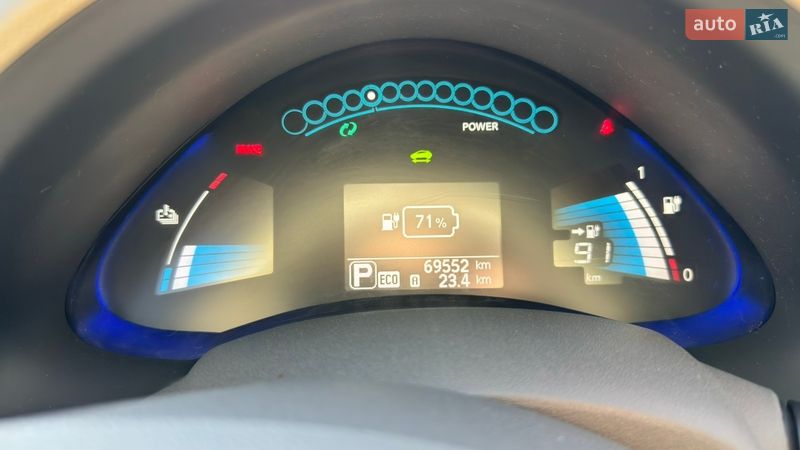 Хетчбек Nissan Leaf 2014 в Одесі