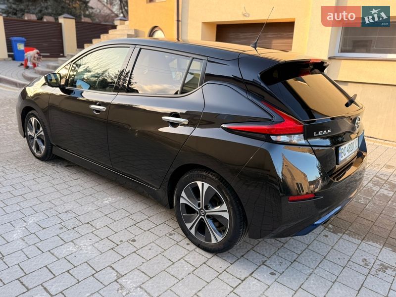Хэтчбек Nissan Leaf 2020 в Львове