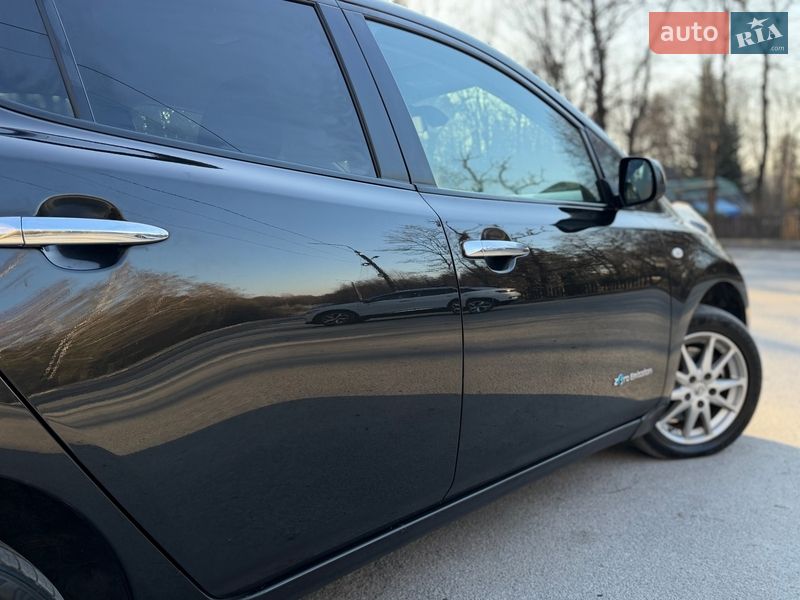 Хэтчбек Nissan Leaf 2017 в Трускавце