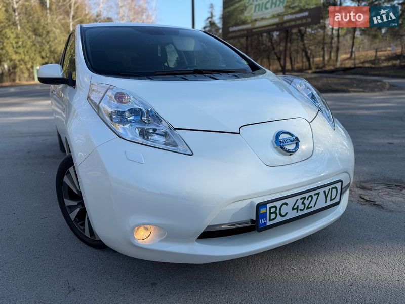 Хетчбек Nissan Leaf 2013 в Трускавці