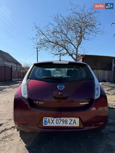 Хетчбек Nissan Leaf 2017 в Запоріжжі
